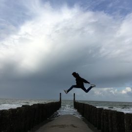 Bewijs geleverd: bewegen doet reflecteren en leren! Bewijs geleverd: bewegen doet reflecteren en leren!
